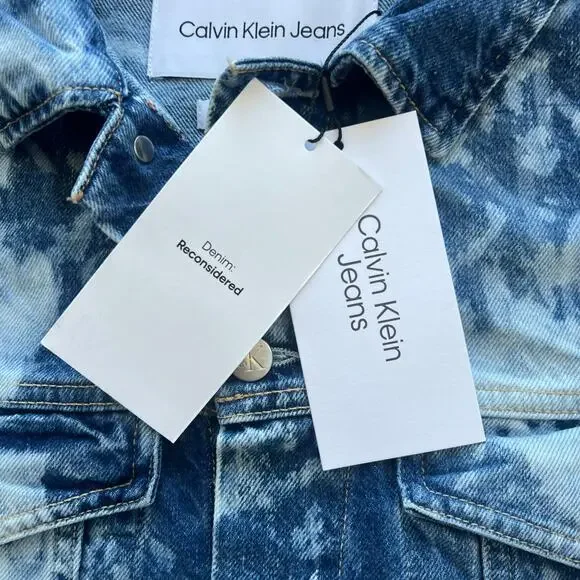 Calvin Klein Jeans Boxy Oversized Denim Jacket Cloudy AOP - Picture 6 of 12